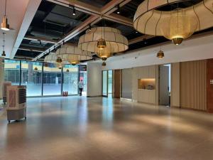 成都【商业灯具批发·销售·安装一站式服务】一件也批发/省钱买灯具找成都邓师傅工厂直营