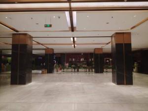 成都国际商贸城旁，灯具源头工厂直供中心震撼登场！集设计、生产、批发、销售于一体，省去中间环节，让利多销，赋能商户赢市场