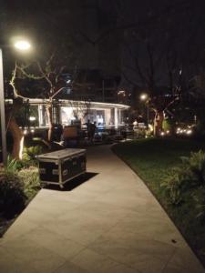 四川省成都市新都区斑竹园海宁皮革城周边灯具批发销售维保服务运营中心