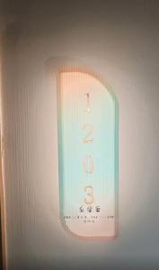 买定制灯具商业照明生产基地找成都邓师傅专业灯具批发销售安装运营中心