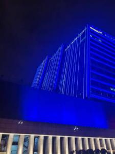 成都邓师傅灯具运营销售服务中心，依托三大灯具城的产业赋能，坚守品质底线、深耕全链条服务，以稳定的产品品质、实惠的出厂价格、贴心的全程服务