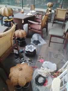 四川省成都市邓师傅非标灯具定制批发销售服务中心，中山古镇源头工厂直供，设计，生产，销售，安装一站上门服务靠谱