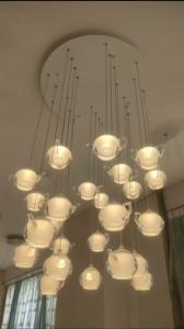 成都那里有便宜灯具卖，爱灯堡西部采购中心邓师傅专注灯具生产批发安装配送，节能科技，照亮绿色生活