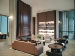 成都买灯具找邓师傅靠谱，专业灯具19年专注灯具生产批发销售安装维修，成都灯具维保服务公司找邓师傅专业灯具安装维修服务。