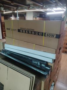 成都买灯具到长久精品灯具城，专注商业照明批发销售安装维修，一件也批发仓库直发现货供应