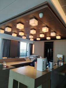 四川成都专业夜景亮化灯具批发销售团队统一安装调试，标准化施工，走线规范、美观耐用