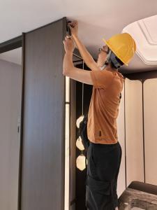 成都锦江区灯具开关批发中心