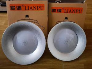 成都邓师傅专业生产合规餐饮生鲜照明灯具，全城卤味店、中餐小店、面馆、熟食档、生鲜餐饮店均可拿货